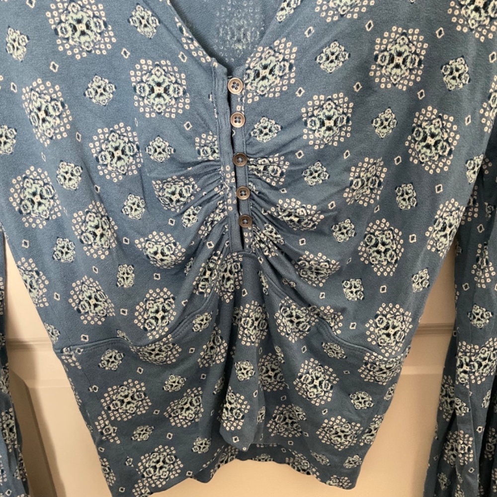 Free People Sydney’s Printed Top - Blue -‎ Size XS - Picture 3 of 12